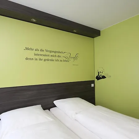 Economy-hotel 3* 울름