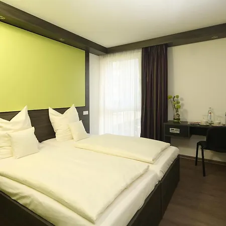 ホテル Economy-hotel ウルム