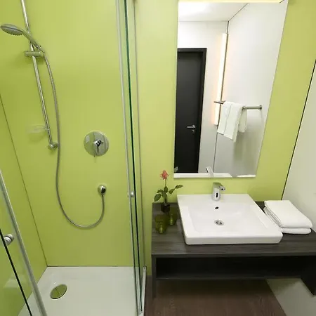 Отель Economy-hotel Ульм